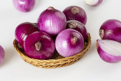 “자색양파 껍질의 대반전”…혈압·당뇨 예방 성분 ‘풍부’